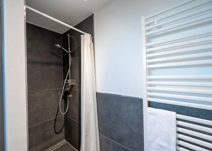 Semesterbostad Edith De *